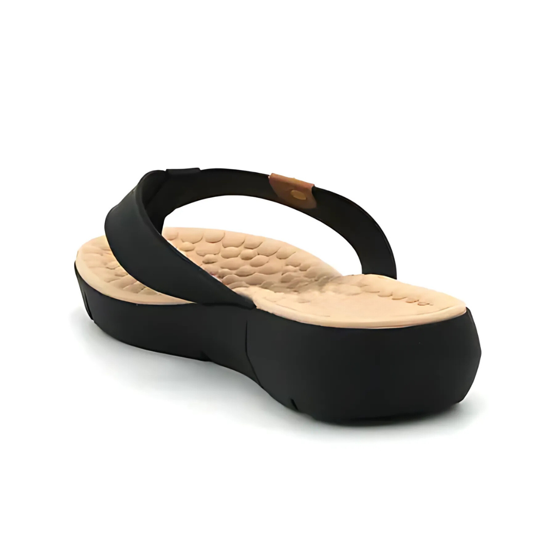 A Sandália Massageadora ComfortStep - Bem-estar aos pés ao longo do dia.