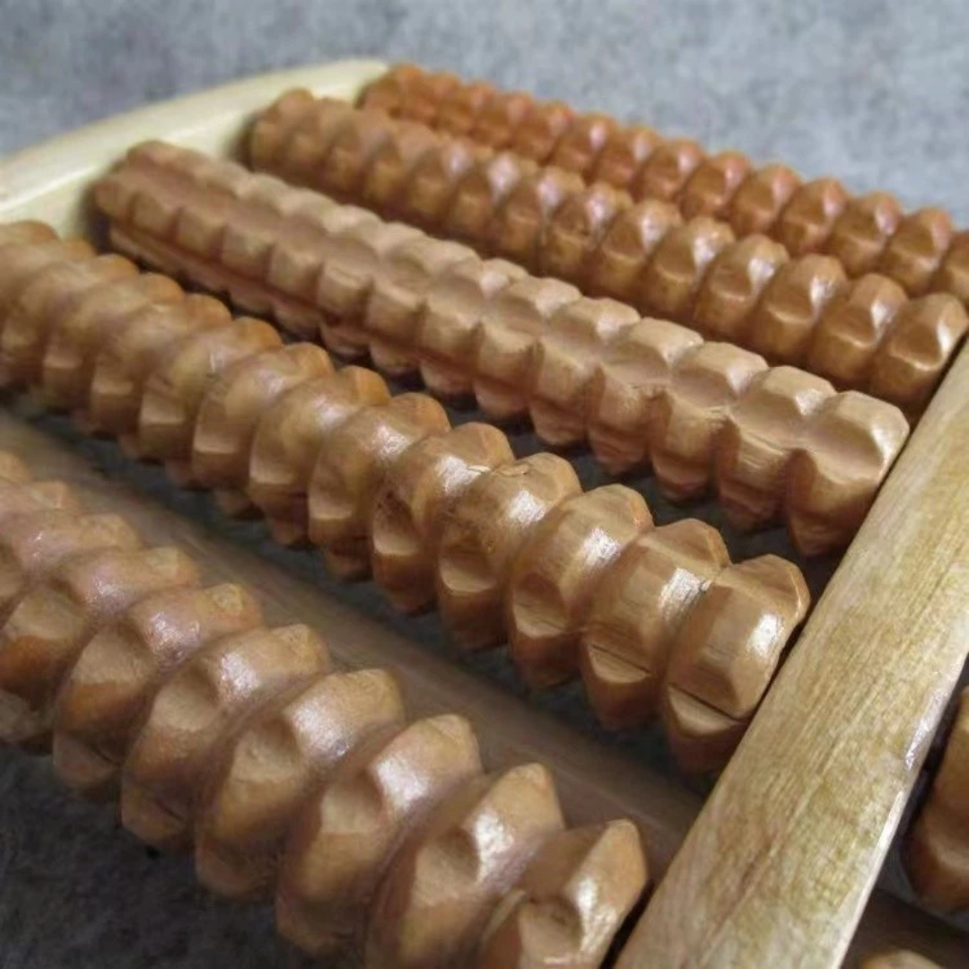 Massageador de Pés em Madeira -Relaxamento no dia a dia.