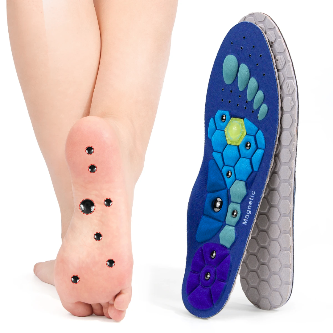 Palmilha com pontos relax para conforto ao caminhar e ajuste recortável